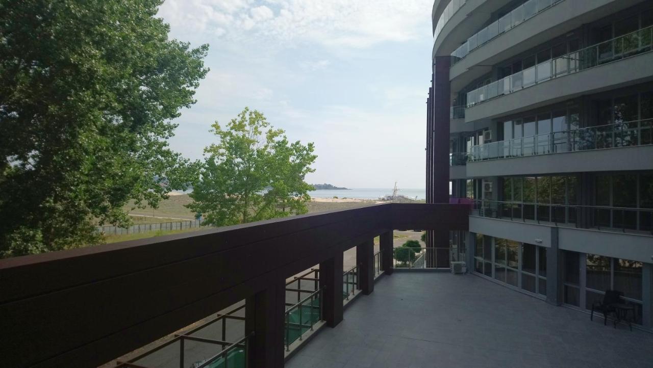 Aparthotel Primorsko Extérieur photo