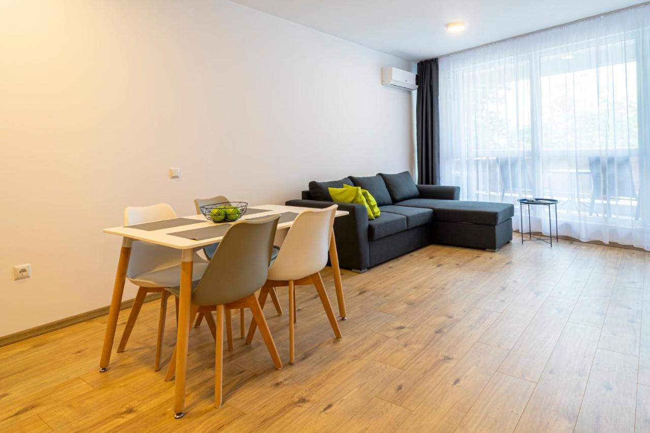 Aparthotel Primorsko Extérieur photo